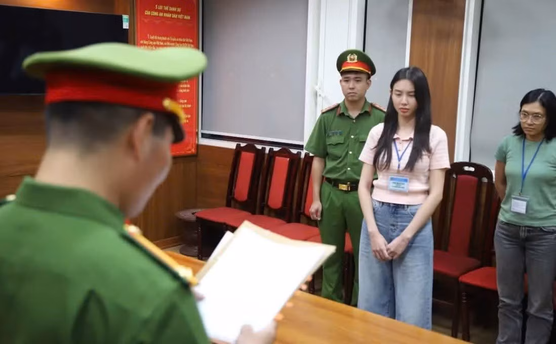 thuy-tien.jpg