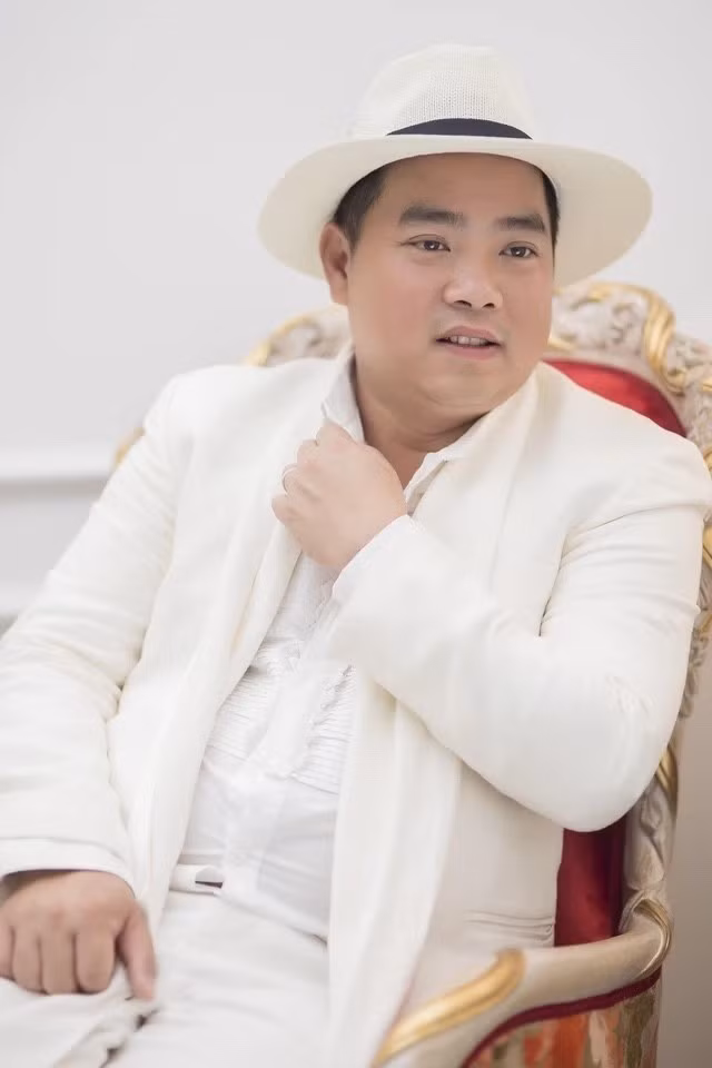 nhac-si-minh-khang.jpg