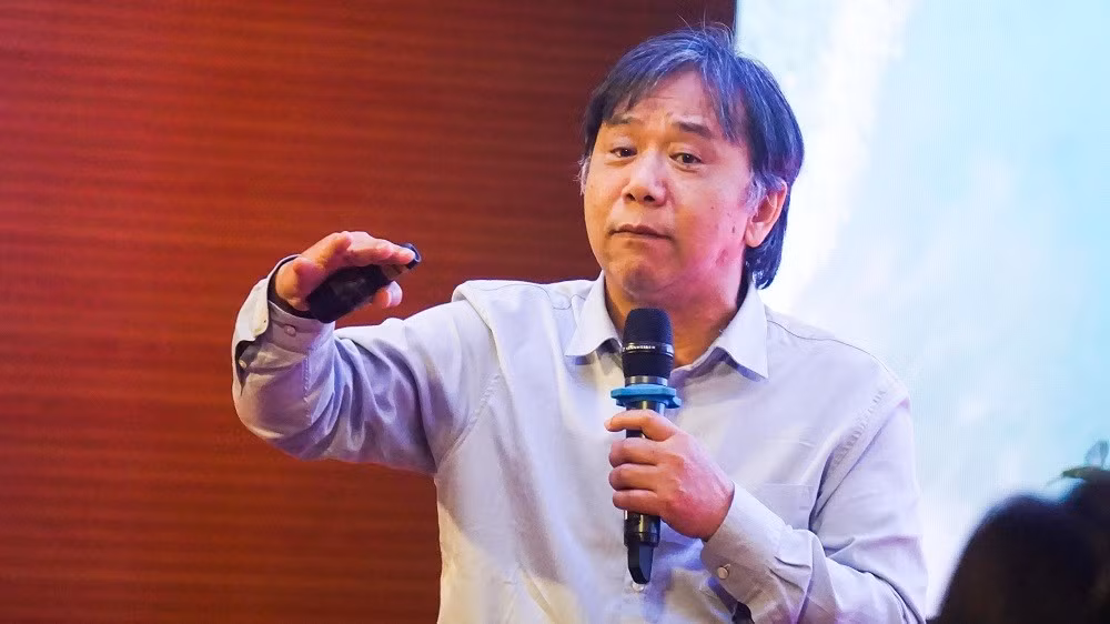 chan-dung-pgs-ts-pham-trung-luong.jpg