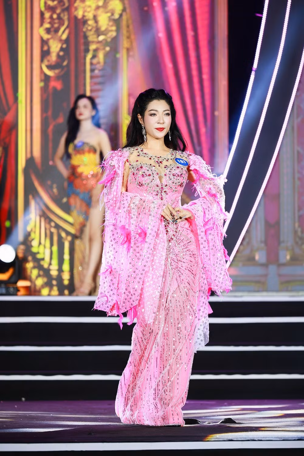 hh-nhan-ai-2.jpg