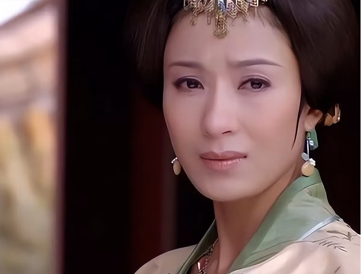 Vạn Trinh Nhi đã biến hậu cung trở thành địa ngục.