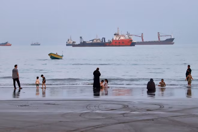 Mỹ tấn công 3 tàu chở dầu của Iran