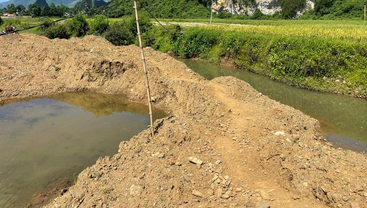View - Cận cảnh dự án nạo vét suối tiền tỷ dừng thi công | Báo Tri thức và Cuộc sống - TIN TỨC PHỔ BIẾN KIẾN THỨC 24H