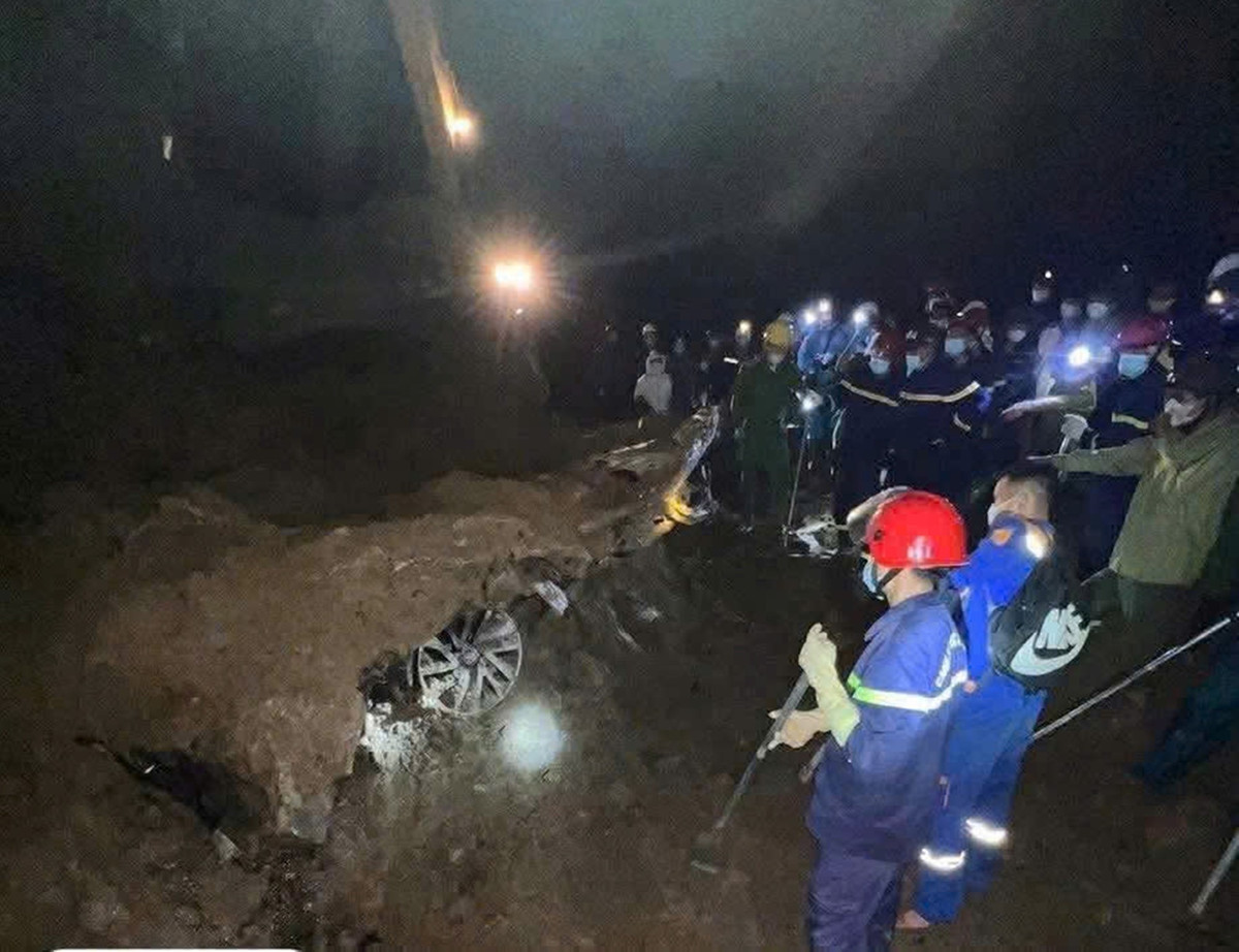 View - Ô tô chở 3 người mất tích ở Lào Cai, đã tìm thấy 2 thi thể | Báo Tri thức và Cuộc sống - TIN TỨC PHỔ BIẾN KIẾN THỨC 24H