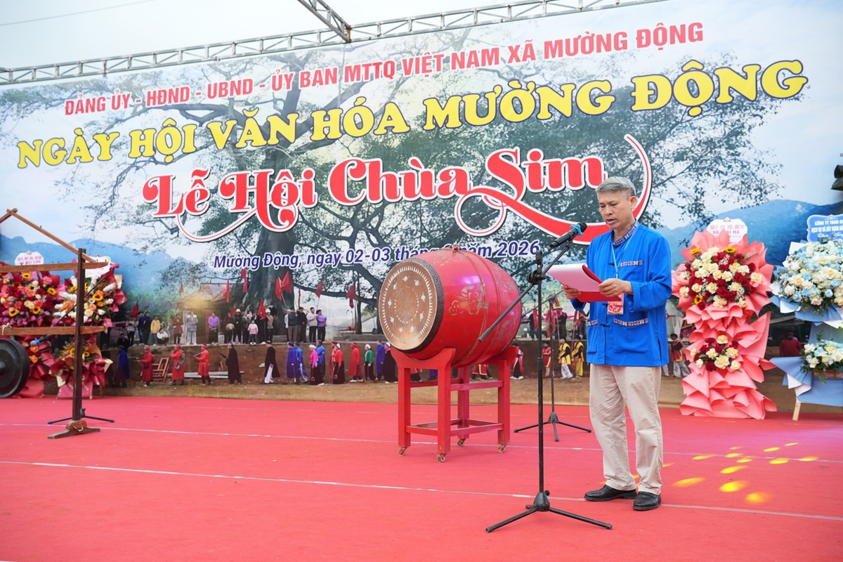 Sáng 3/3, tại sân Chùa Sim (xã Mường Động, tỉnh Phú Thọ), Đảng ủy, HĐND, UBND, Ủy ban Mặt trận Tổ quốc Việt Nam xã Mường Động long trọng tổ chức khai mạc Ngày hội Văn hóa Mường Động và Lễ hội Chùa Sim năm 2026.