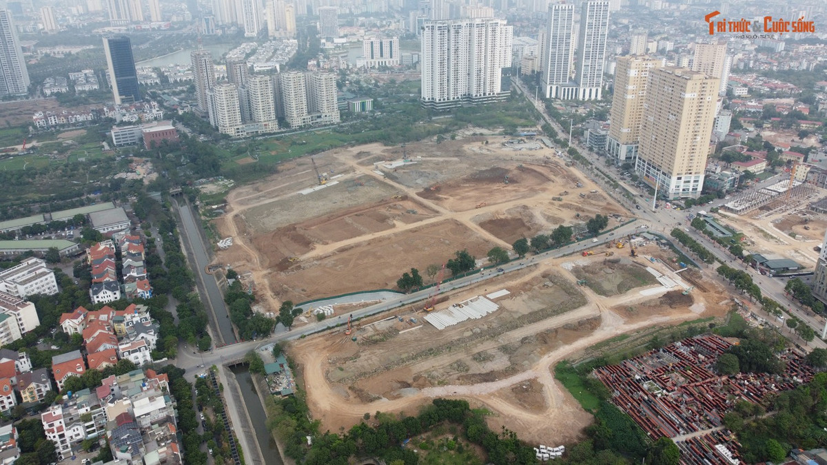 Dự án xây dựng hồ đầu mối Mễ Trì (Đồng Bông 2) tại phường Đại Mỗ (Hà Nội) có diện tích khoảng 12ha, tổng chiều dài kè khoảng 1.950m, với tổng mức đầu tư khoảng 370 tỷ đồng.