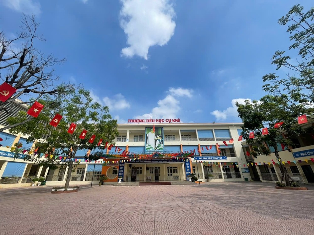 Trường Tiểu học Cự Khê, nơi xảy ra sự việc. 2.jpg