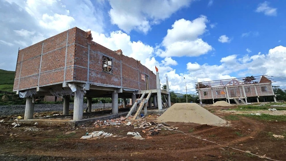 View - Cận cảnh tháo dỡ nhà rông tiền tỷ ở Gia Lai | Báo Tri thức và Cuộc sống - TIN TỨC PHỔ BIẾN KIẾN THỨC 24H