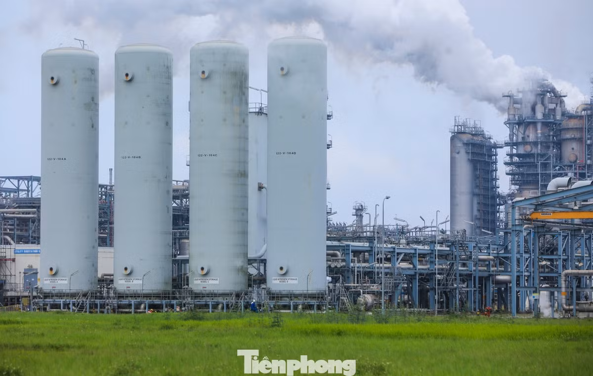 Hệ thống sản xuất Nitơ tại nhà máy.