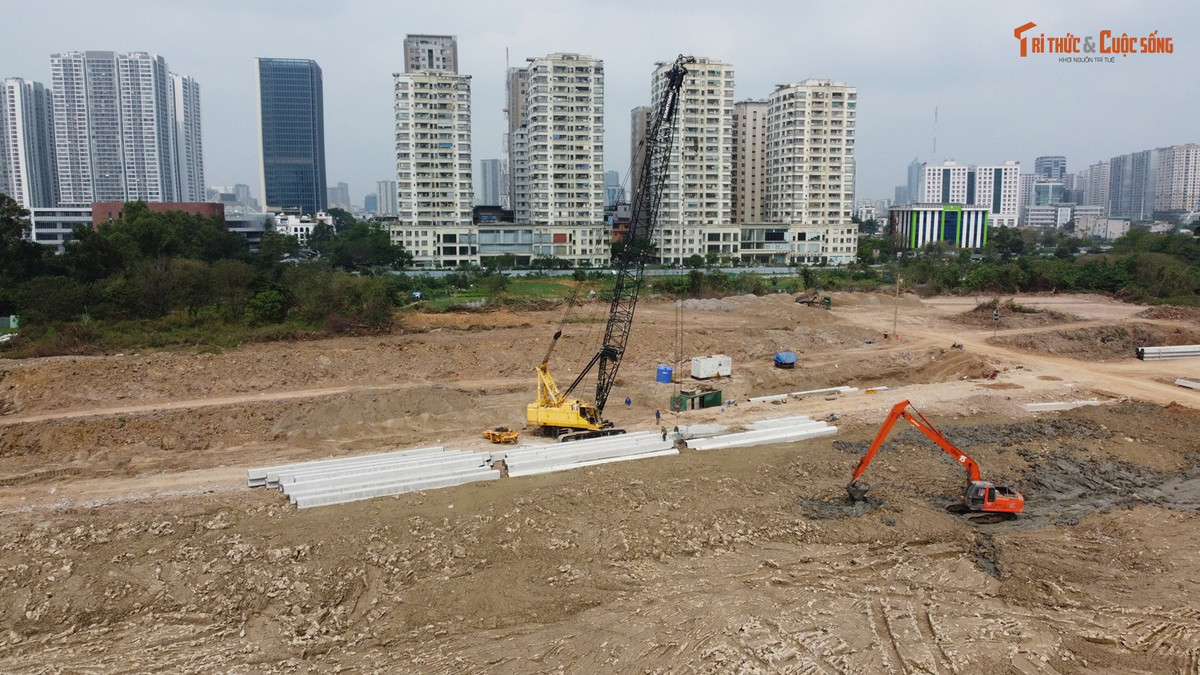 Nhà thầu trúng thầu Gói thầu số 08 Thi công xây dựng công trình của dự án là Công ty cổ phần Xây dựng Công trình Thủy Hà Nội, với giá trúng thầu gần 257,63 tỷ đồng. Thời gian thực hiện gói thầu là 330 ngày.