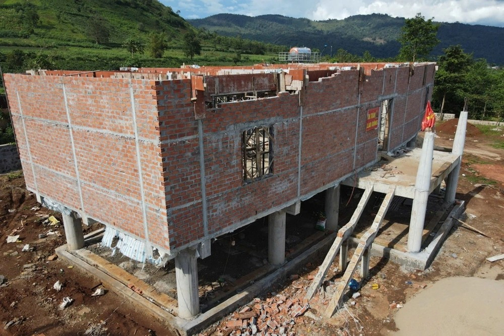 View - Cận cảnh tháo dỡ nhà rông tiền tỷ ở Gia Lai | Báo Tri thức và Cuộc sống - TIN TỨC PHỔ BIẾN KIẾN THỨC 24H