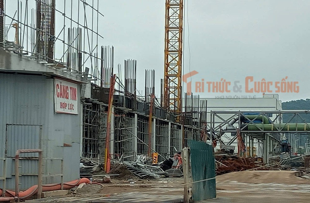 View - Sập giàn giáo công trình Goertek Công ty Hợp lực thi công ở Bắc Ninh | Báo Tri thức và Cuộc sống - TIN TỨC PHỔ BIẾN KIẾN THỨC 24H