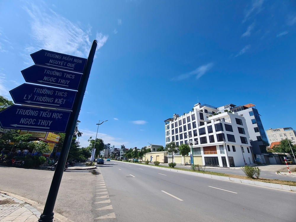 View - Công trình “khủng” ngay mặt phố ở Hà Nội vi phạm trật tự xây dựng | Báo Tri thức và Cuộc sống - TIN TỨC PHỔ BIẾN KIẾN THỨC 24H