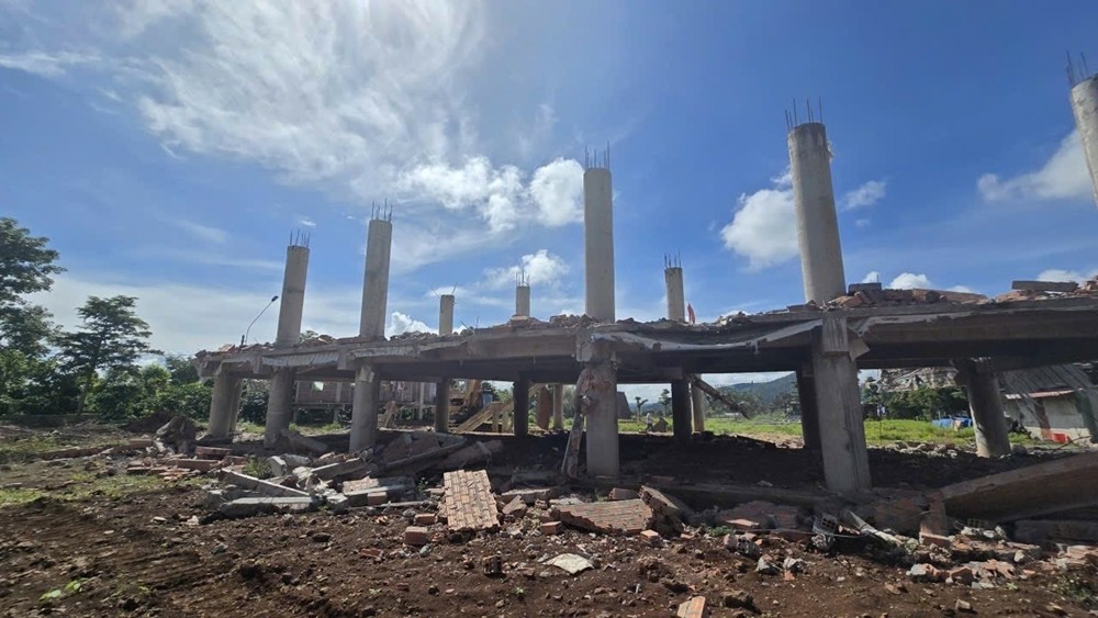 View - Cận cảnh tháo dỡ nhà rông tiền tỷ ở Gia Lai | Báo Tri thức và Cuộc sống - TIN TỨC PHỔ BIẾN KIẾN THỨC 24H