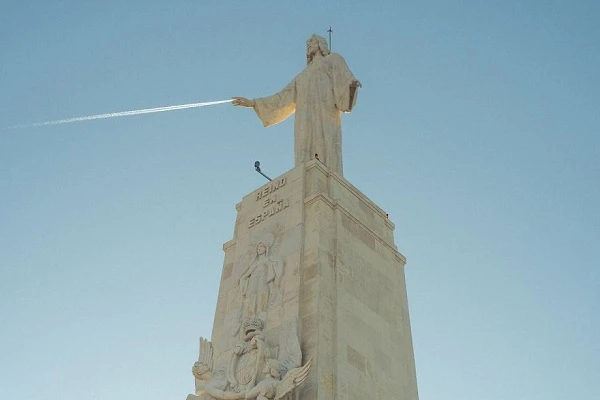 14 bức hình vô tình bắt trúng khoảnh khắc trùng hợp đến khó tin