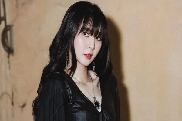 Tham gia show hẹn hò, Ngân Sát Thủ sắp có “người thương”?