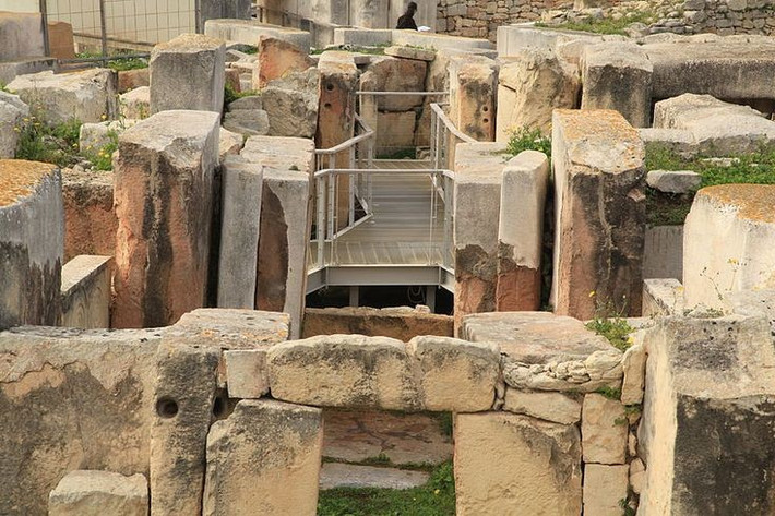 Được UNESCO công nhận là Di sản thế giới. Đền Tarxien là một phần của quần thể Đền Malta, ghi danh từ năm 1992. Ảnh: Pinterest.