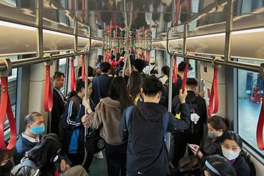 Giá xăng tăng, cơ hội dịch chuyển sang giao thông xanh?