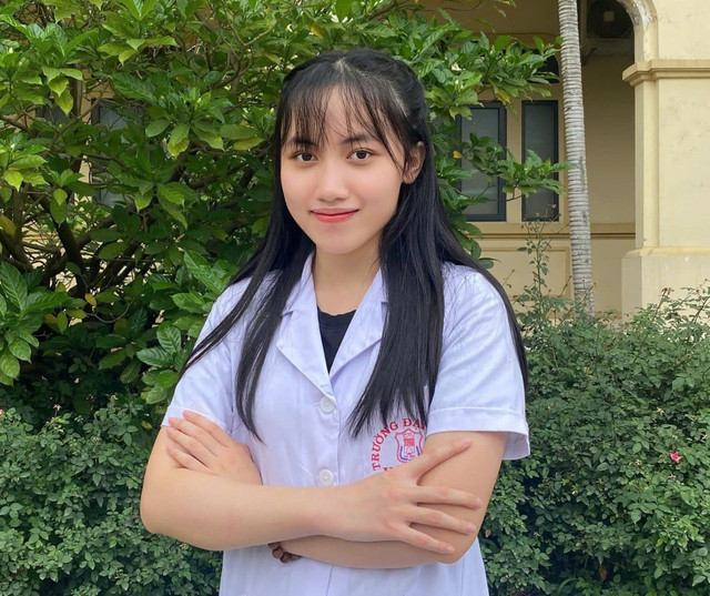 Thủ khoa đầu ra của Trường Đại học Y Hà Nội, Ngô Thu Hà. ngo-thu-ha.jpg