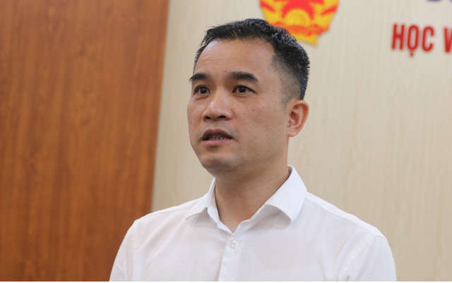 PGS.TS Phạm Bảo Sơn, Phó Giám đốc Đại học Quốc gia Hà Nội (ĐHQGHN) trao đổi với PV. Ảnh: Mai Loan. pham-bao-son.jpg