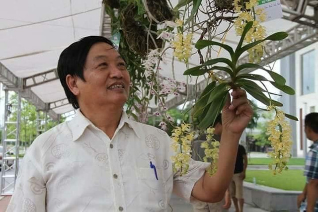GS.TSKH Trần Duy Quý trăn trở, tốc độ phát triển kinh doanh hoa lan ở nước ta so với các nước phát triển ở châu Âu và châu Á là một khoảng cách rất xa. tran-duy-quy-2.jpg