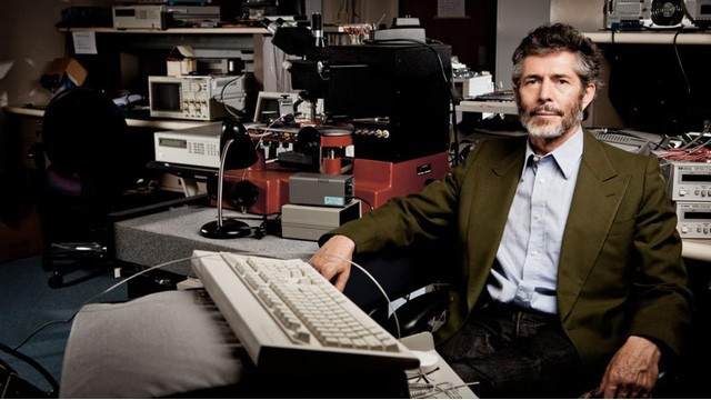 Giáo sư đại học giàu nhất mọi thời đại David Cheriton. gs-1.png