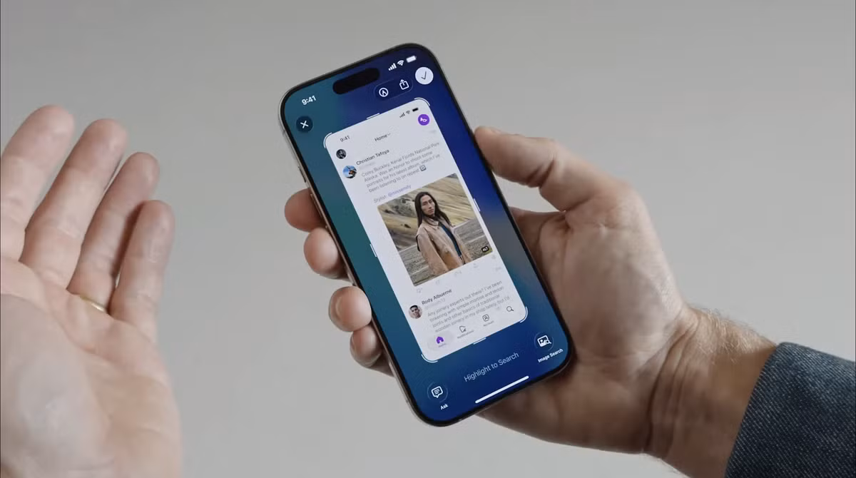 Năm ngoái, trí tuệ hình ảnh đã ra mắt như một tính năng camera đặc biệt dành cho dòng iPhone 16. Giờ đây, tính năng AI Visual intelligence with screenshots đã được mở rộng sang nhiều nơi khác trên toàn hệ thống — chẳng hạn như ảnh chụp màn hình.
