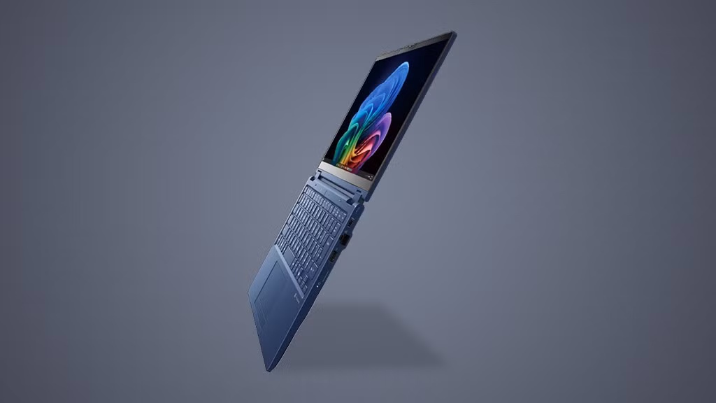 dynabook-v83-pa-7204.jpg