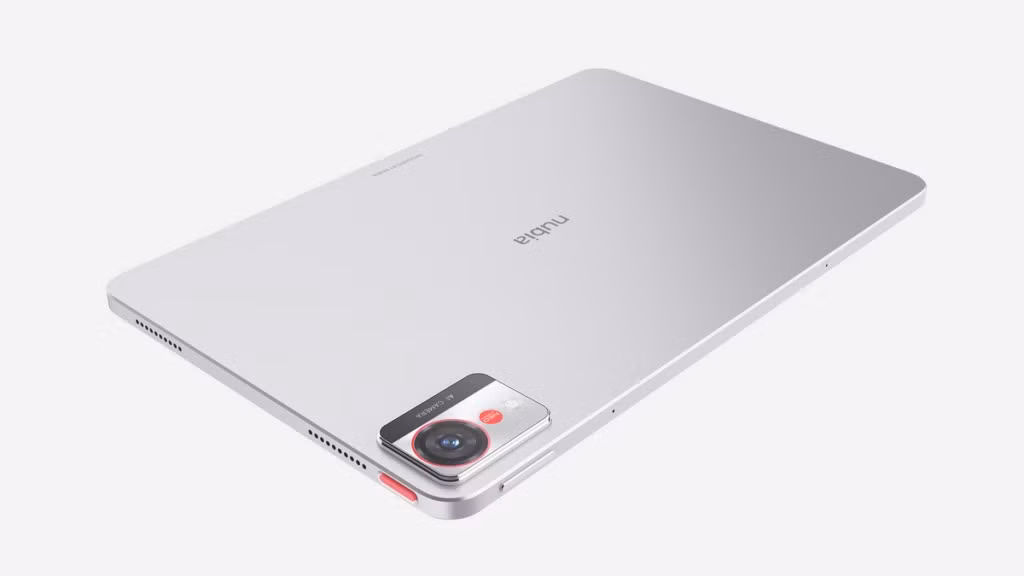ZTE cũng xử lý rất tốt phần tiếp giáp giữa mặt lưng và viền bằng cách vát cong 45 độ, nên dù máy vuông nhưng mình cầm lâu không bị cấn tay hay khó chịu.
