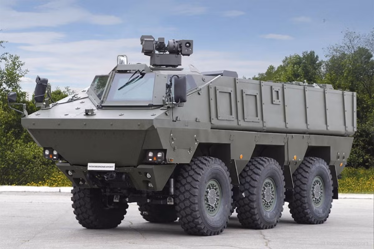 Điều đáng chú ý là, do thiếu thông tin về các đơn đặt hàng cho xe bọc thép BTR-22, vốn có thiết kế động cơ đặt phía trước tiên tiến hơn, nên người ta nghi ngờ liệu KamAZ có đạt được kết quả tốt hơn hay không. Tuy nhiên, một cuộc gặp với tổng thống Nga có thể tác động đến tình hình và khơi dậy sự quan tâm từ Bộ Quốc phòng Nga.