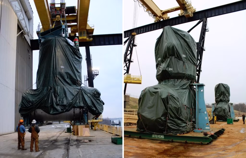 Các bộ phận lò phản ứng A1B, chuẩn bị lắp đặt cho tàu sân bay lớp Ford tương lai USS Doris Miller.