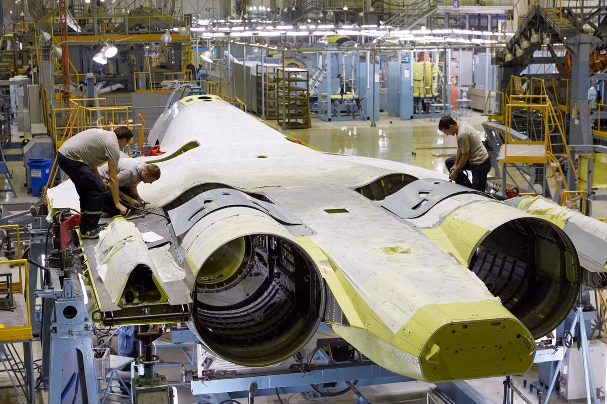 Nhà sản xuất dự kiến sẽ bàn giao 76 máy bay Su-57 cho Bộ Quốc phòng vào cuối thập kỷ này.