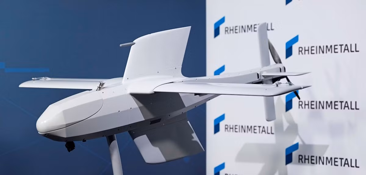 Việc điều này có trở thành hiện thực hay không vẫn còn phải chờ xem, bởi Rheinmetall mới đây chỉ vừa được Quân đội Đức (Bundeswehr) trao hợp đồng cung cấp loại vũ khí bay lượn FV-014 hoàn toàn mới.