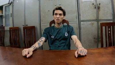 Rapper Bình "Gold" khai lý do đe dọa tài xế, cướp taxi