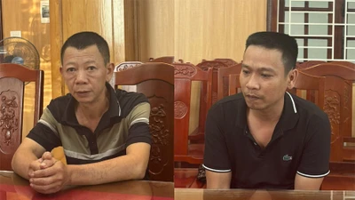 Bắt Quế còi và Hưng độ khai thác khoáng sản trái phép ở Thanh Hóa
