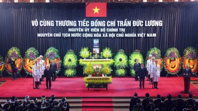 Xúc động lễ truy điệu nguyên Chủ tịch nước Trần Đức Lương