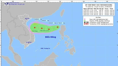 Vùng áp thấp chuyển thành áp thấp nhiệt đới và còn mạnh thêm