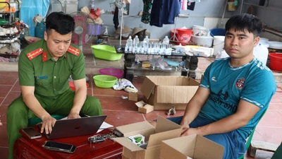 Khởi tố chủ cơ sở sản xuất, buôn bán lượng lớn mỹ phẩm giả