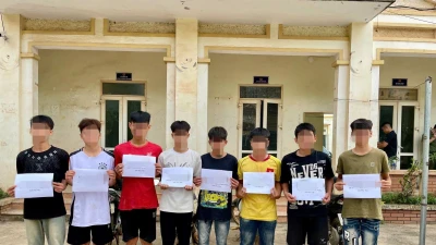Triệu tập đối tượng mang hung khí, gây rối trật tự công cộng