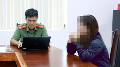 Người phụ nữ bị mất hơn nửa tỷ vì tin nhắn giả danh con gái