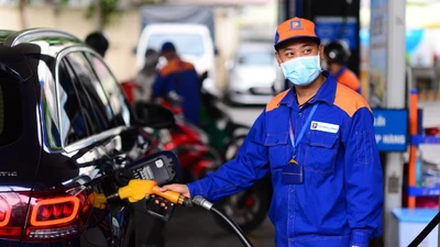Đề xuất giảm thuế bảo vệ môi trường xăng dầu hết năm 2026