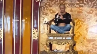 Vụ phá ngai vàng triều Nguyễn- trách nhiệm cơ quan quản lý? 