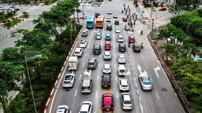 Hà Nội phân làn đường Võ Chí Công… giảm ùn tắc 