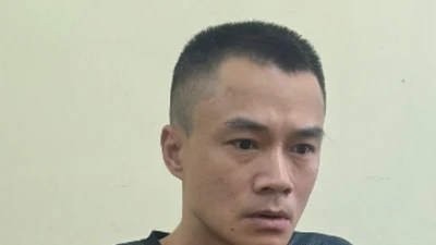 Bắt giữ đối tượng truy nã về tội lừa đảo chiếm đoạt tài sản ở Hà Nội