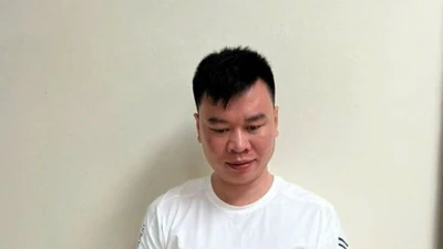 Bắt tạm giam Thu vệ sỹ về hành vi buôn bán hàng cấm