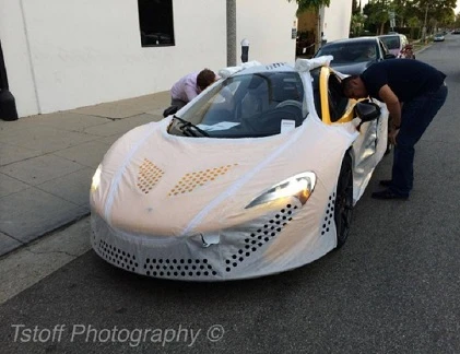 McLaren P1 vàng mới toanh xuất hiện tại Mỹ