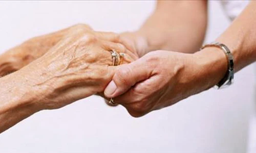 Video: Quả báo khi bất hiếu với cha mẹ