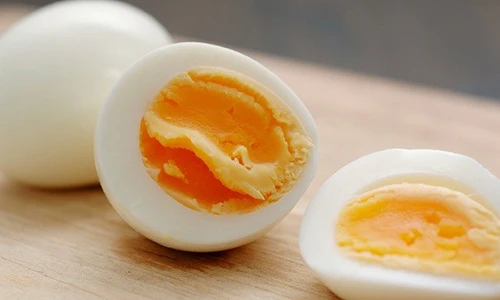 Video: Ăn trứng gà theo cách này, hại chẳng khác nào mắc ung thư