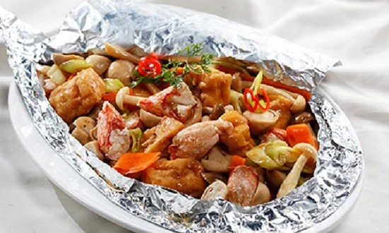 Video: Cách làm đậu hũ hải sản nướng giấy bạc ngon ngất ngây