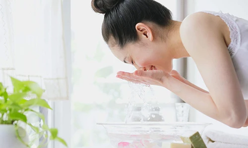 Video: Học gái Hàn massage mặt để da luôn tươi trẻ mịn màng